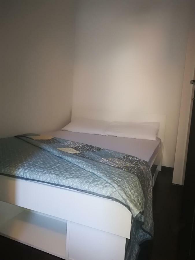 Apartman Brzovic Omiš Esterno foto